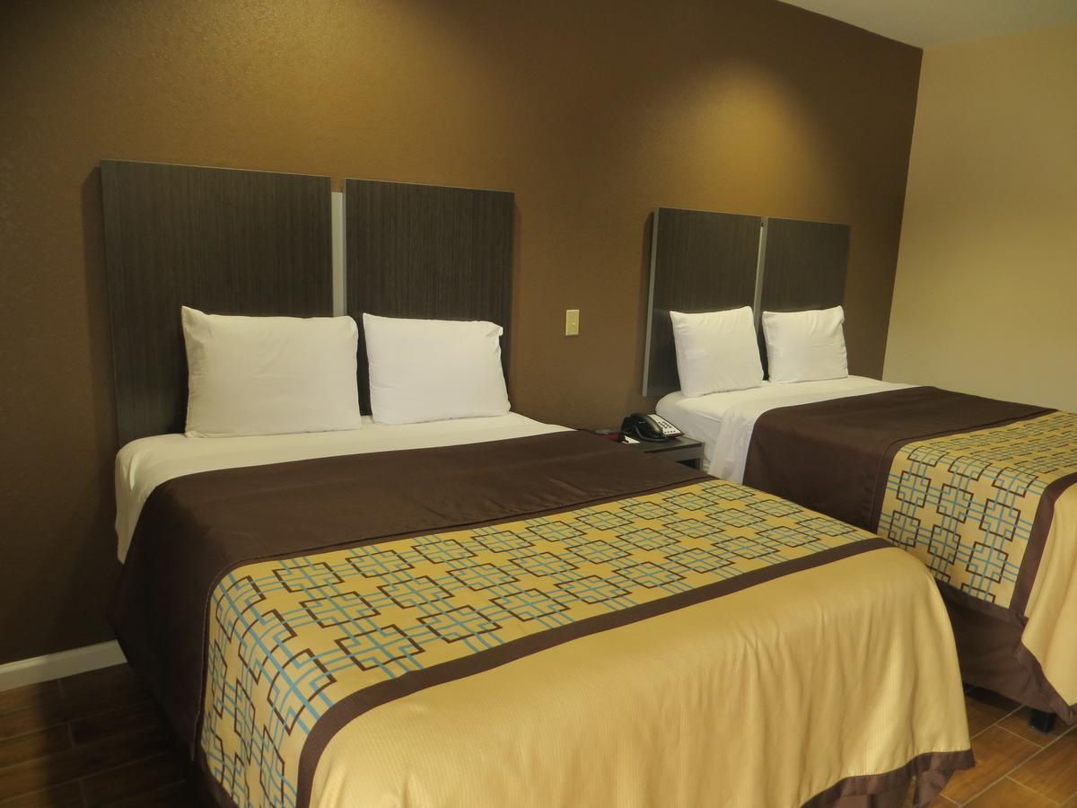 Scottish Inn & Suites Baytown Exterior foto